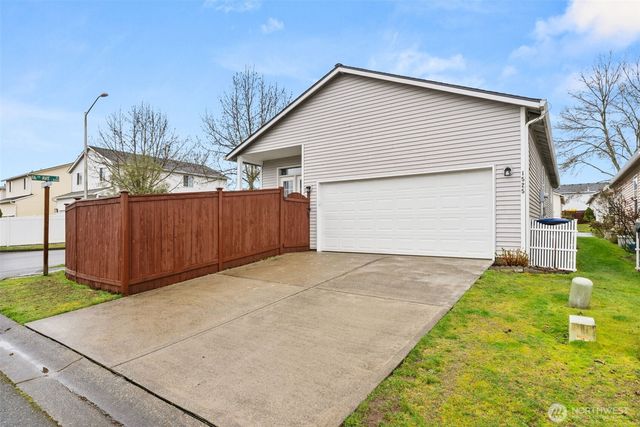 1525 Greenway Lane SE, Olympia, WA 98513