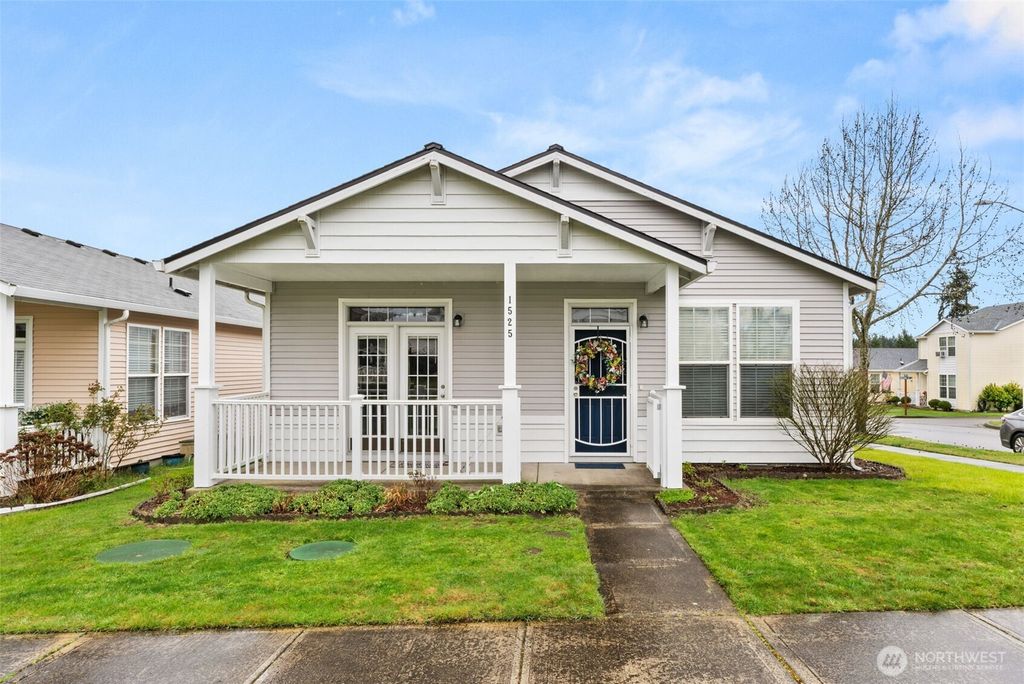 1525 Greenway Lane SE, Olympia, WA 98513
