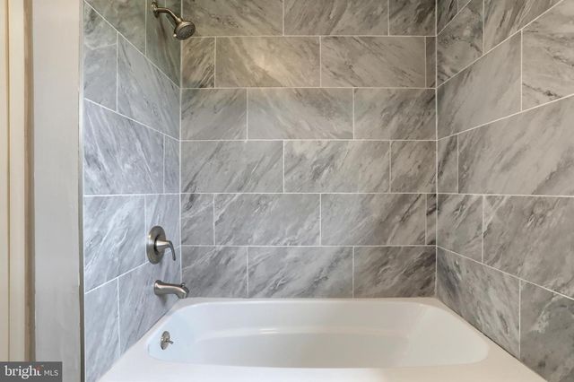 1132 CORNELL DR, Hummelstown, PA 17036