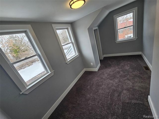 20737 Nummer Street, Warren, MI 48089