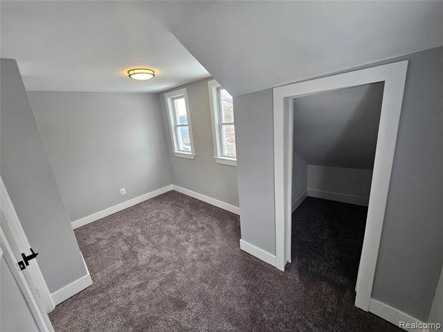 20737 Nummer Street, Warren, MI 48089