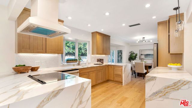 4559 Morella Avenue, Studio City, CA 91607