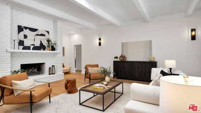 4559 Morella Avenue, Studio City, CA 91607