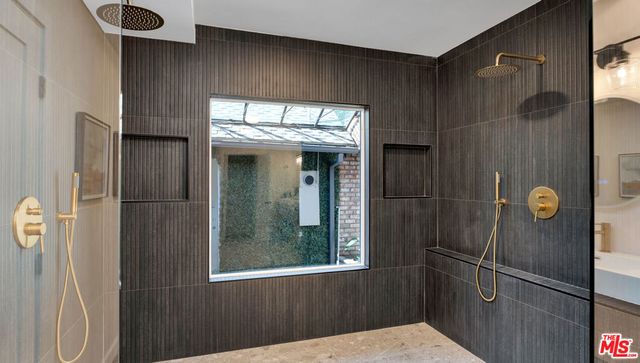 4559 Morella Avenue, Studio City, CA 91607