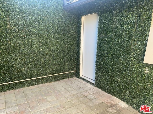 4559 Morella Avenue, Studio City, CA 91607