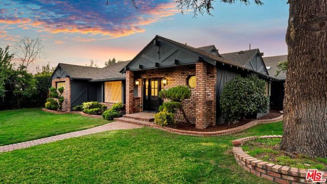 4559 Morella Avenue, Studio City, CA 91607