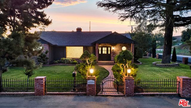 4559 Morella Avenue, Studio City, CA 91607