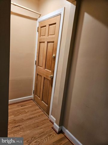 3443 CLAY ST NE, Washington, DC 20019