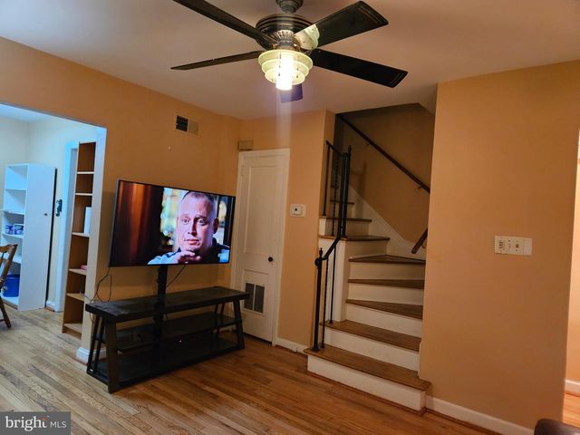 3443 CLAY ST NE, Washington, DC 20019
