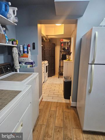 3443 CLAY ST NE, Washington, DC 20019