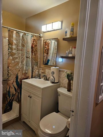 3443 CLAY ST NE, Washington, DC 20019