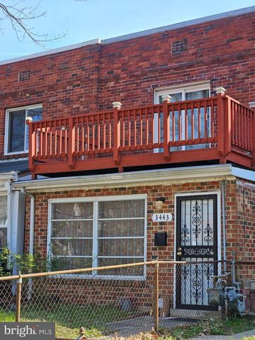 3443 CLAY ST NE, Washington, DC 20019