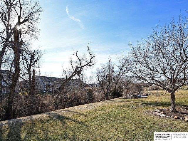 2432 Cedar Cove Road, Lincoln, NE 68507