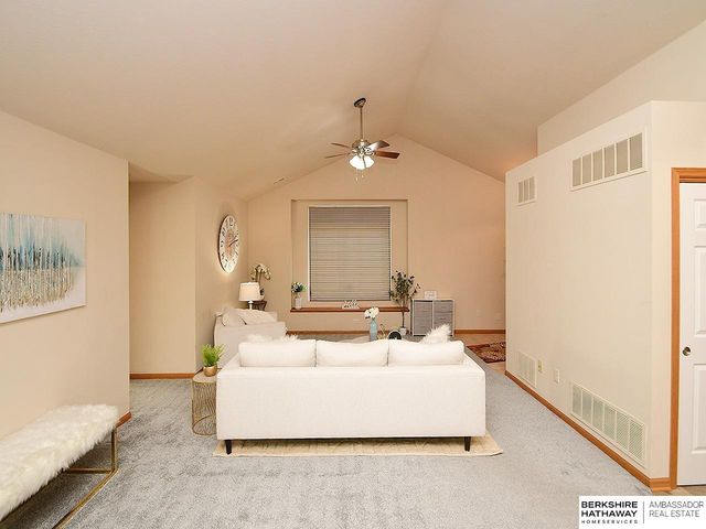 2432 Cedar Cove Road, Lincoln, NE 68507