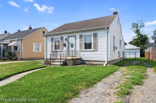 14987 University Street, Allen Park, MI 48101