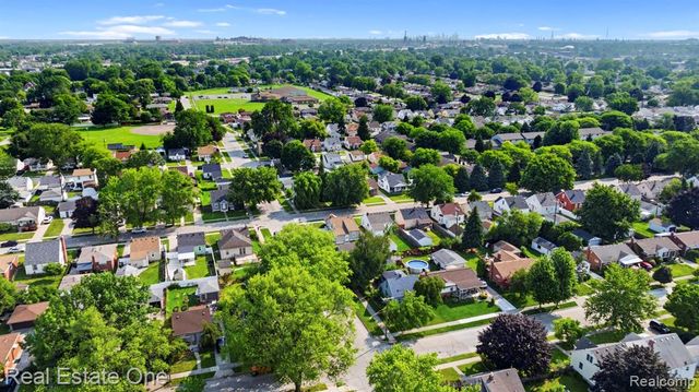 14987 University Street, Allen Park, MI 48101