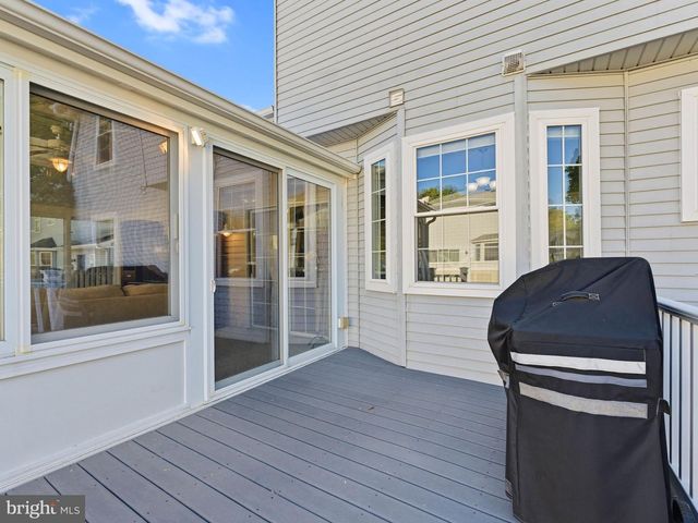 35 WHITALL DR, Sicklerville, NJ 08081