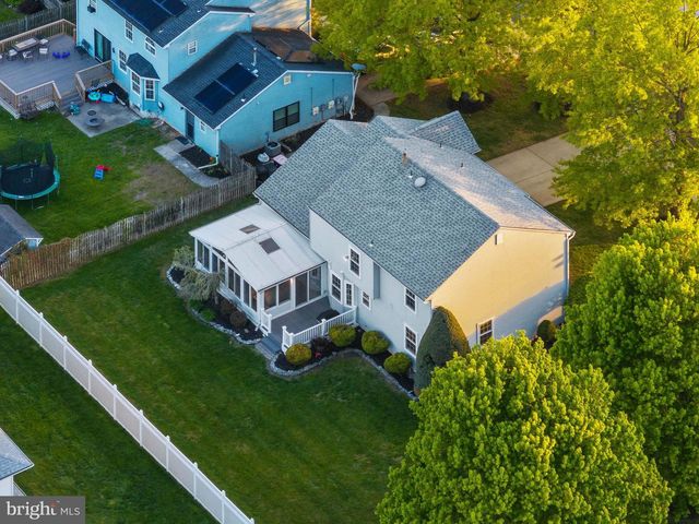 35 WHITALL DR, Sicklerville, NJ 08081