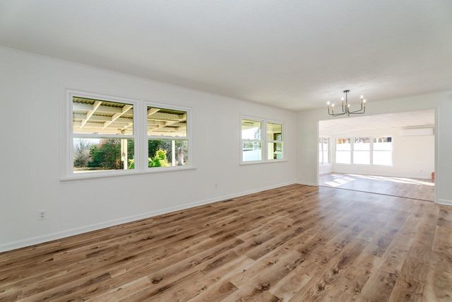 7698 NORTH VALLEY PIKE, Rockingham, VA 22802