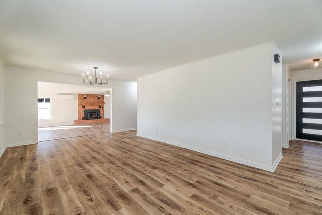 7698 NORTH VALLEY PIKE, Rockingham, VA 22802