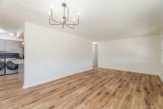 7698 NORTH VALLEY PIKE, Rockingham, VA 22802