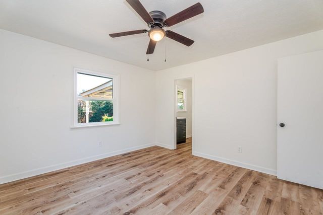 7698 NORTH VALLEY PIKE, Rockingham, VA 22802