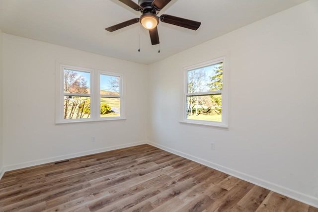 7698 NORTH VALLEY PIKE, Rockingham, VA 22802