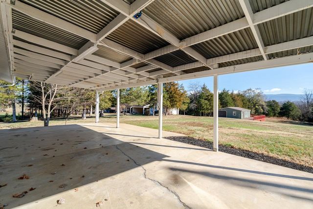 7698 NORTH VALLEY PIKE, Rockingham, VA 22802