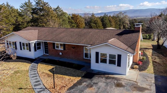 7698 NORTH VALLEY PIKE, Rockingham, VA 22802