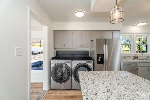 7698 NORTH VALLEY PIKE, Rockingham, VA 22802