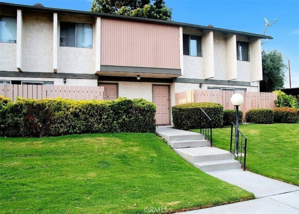 Image 1 of property listing at 2300 S Hacienda Boulevard G8, Hacienda Heights, CA 91745