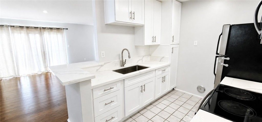 Image 3 of property listing at 2300 S Hacienda Boulevard G8, Hacienda Heights, CA 91745