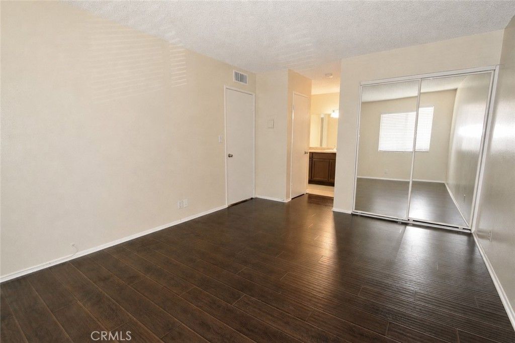 Image 6 of property listing at 2300 S Hacienda Boulevard G8, Hacienda Heights, CA 91745