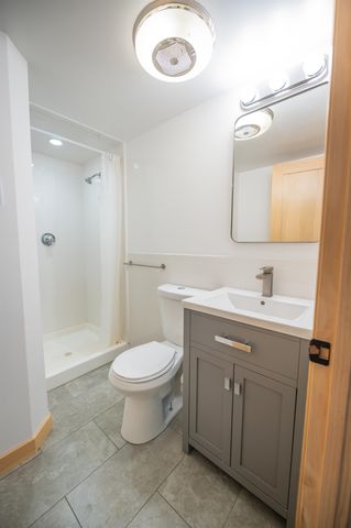 1375 Sheldon Hill Road, Wardsboro, VT 05355