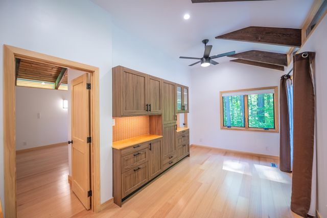 1375 Sheldon Hill Road, Wardsboro, VT 05355