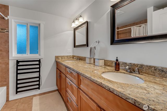 3131 S 368th Street, Federal Way, WA 98003