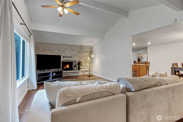 3131 S 368th Street, Federal Way, WA 98003
