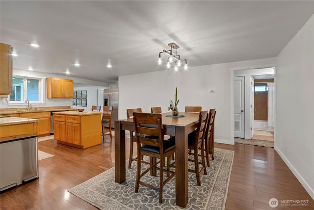 3131 S 368th Street, Federal Way, WA 98003