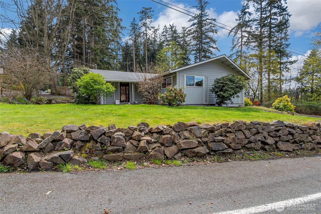 3131 S 368th Street, Federal Way, WA 98003