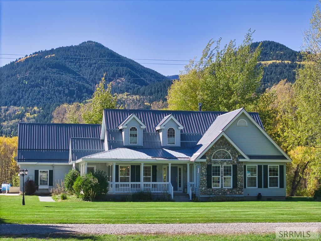 204 Riverwood Drive, Irwin, ID 83428