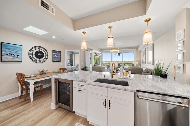 19519 GULF BOULEVARD 602, Indian Shores, FL 33785