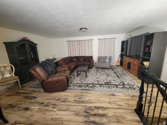 3536 S HAWK DR, Saratoga Springs, UT 84045