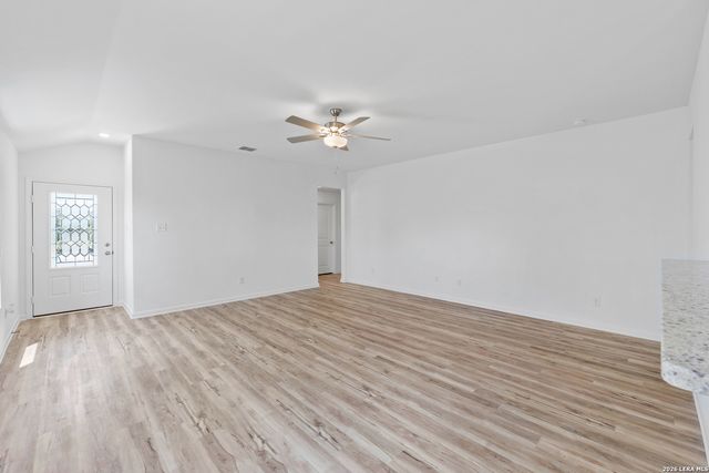 11511 Woodpecker Dr, San Antonio, TX 78223