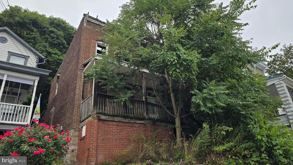 423 INDEPENDENCE ST, Cumberland, MD 21502