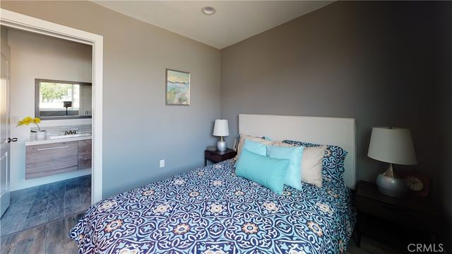 1939 W 36th Place, Los Angeles, CA 90018