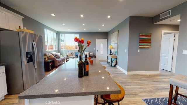 1939 W 36th Place, Los Angeles, CA 90018