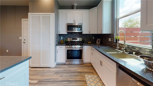 1939 W 36th Place, Los Angeles, CA 90018