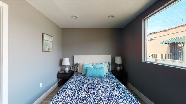1939 W 36th Place, Los Angeles, CA 90018