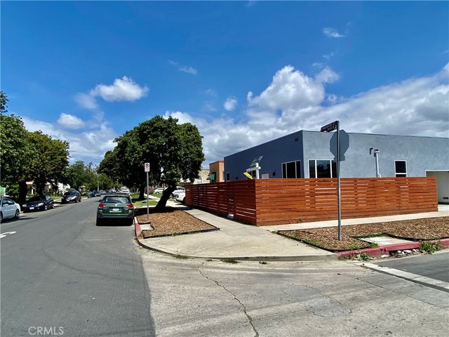 1939 W 36th Place, Los Angeles, CA 90018