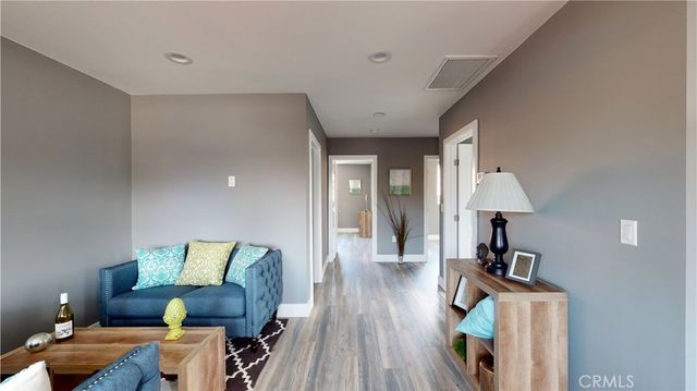 1939 W 36th Place, Los Angeles, CA 90018